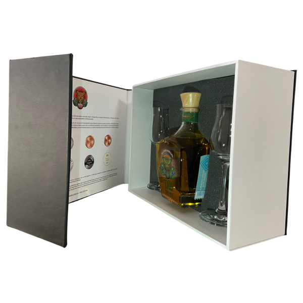 Tequila Añejo TAU estuche dos copas Atzin 750 ml 2 Tequila Añejo TAU estuche dos copas Atzin 750 ml - Image 2