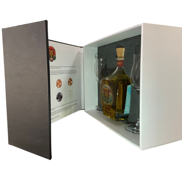 Tequila Reposado TAU estuche dos copas Atzin 750 ml 2 Tequila Reposado TAU estuche dos copas Atzin 750 ml - Image 2